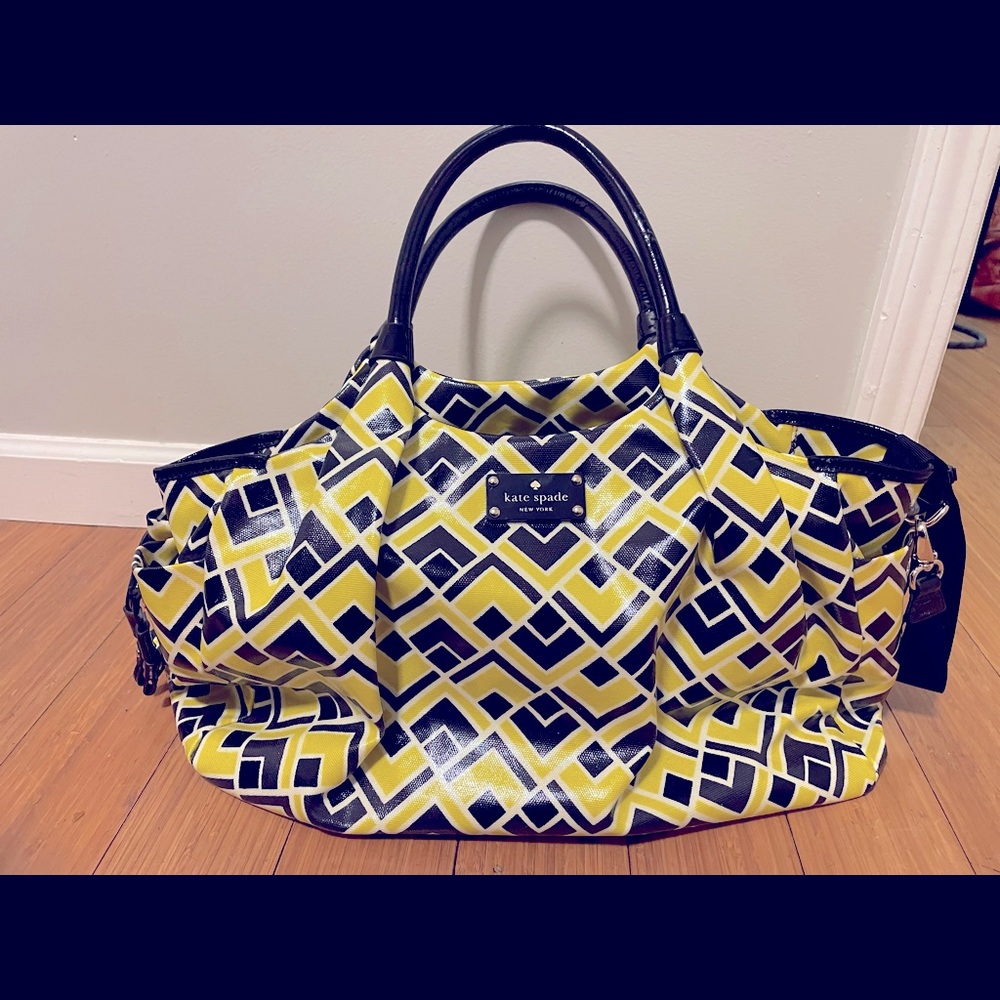 COPY - Kate Spade ♠️ flicker fabric stevie baby bag